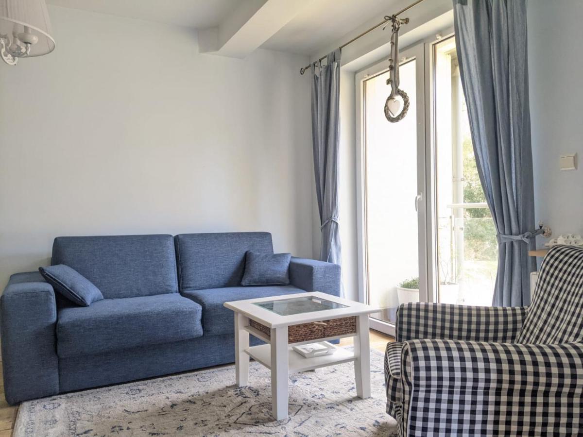Bursztyn Apartment *